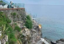 Nervi – Bogliolo: le rampe della scalinata per la scogliera sono pronte da 2 mesi scalinata nervi lavori cantiere