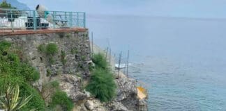 Nervi – Bogliolo: le rampe della scalinata per la scogliera sono pronte da 2 mesi scalinata nervi lavori cantiere