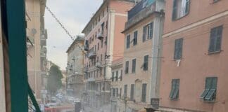 Certosa – Incendio in una profumeria di via Jori