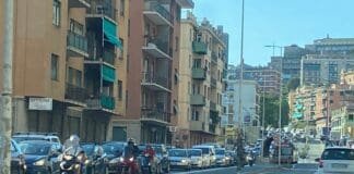Genova – Scontro tra camion e scooter in corso Europa: traffico bloccato