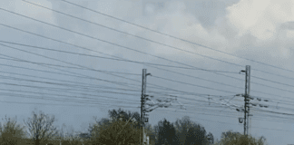 Violenta grandinata in Emilia, chiusa sull’autostrada A1, decine di auto danneggiate grandinata autostrada A1