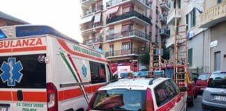 Pegli, pensionato trovato morto in casa Pegli ambulanza