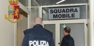 La Spezia – Identificata e denunciata la borseggiatrice del Mercato