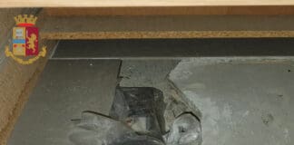 Spacciavano direttamente da casa, scoperti per il via vai dei clienti