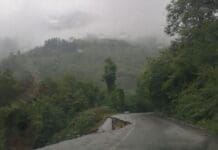 Maltempo in Liguria, crollata parte della strada del Bresca