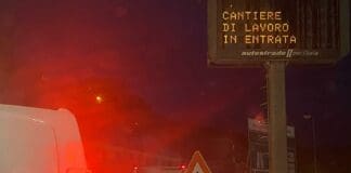 Caos Autostrade – Cantiere al casello di Genova Est, traffico paralizzato – VIDEO