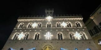 Chiavari accende per prima le luci di Natale Chiavari luci Natale