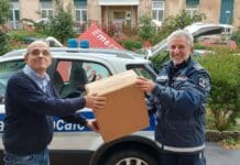 Al San Martino consegnate sette teche riscaldate per conservare i defibrillatori