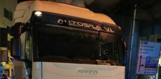 Genova, ubriaco percorre la Sopraelevata con la motrice e tenta di fuggire a piedi