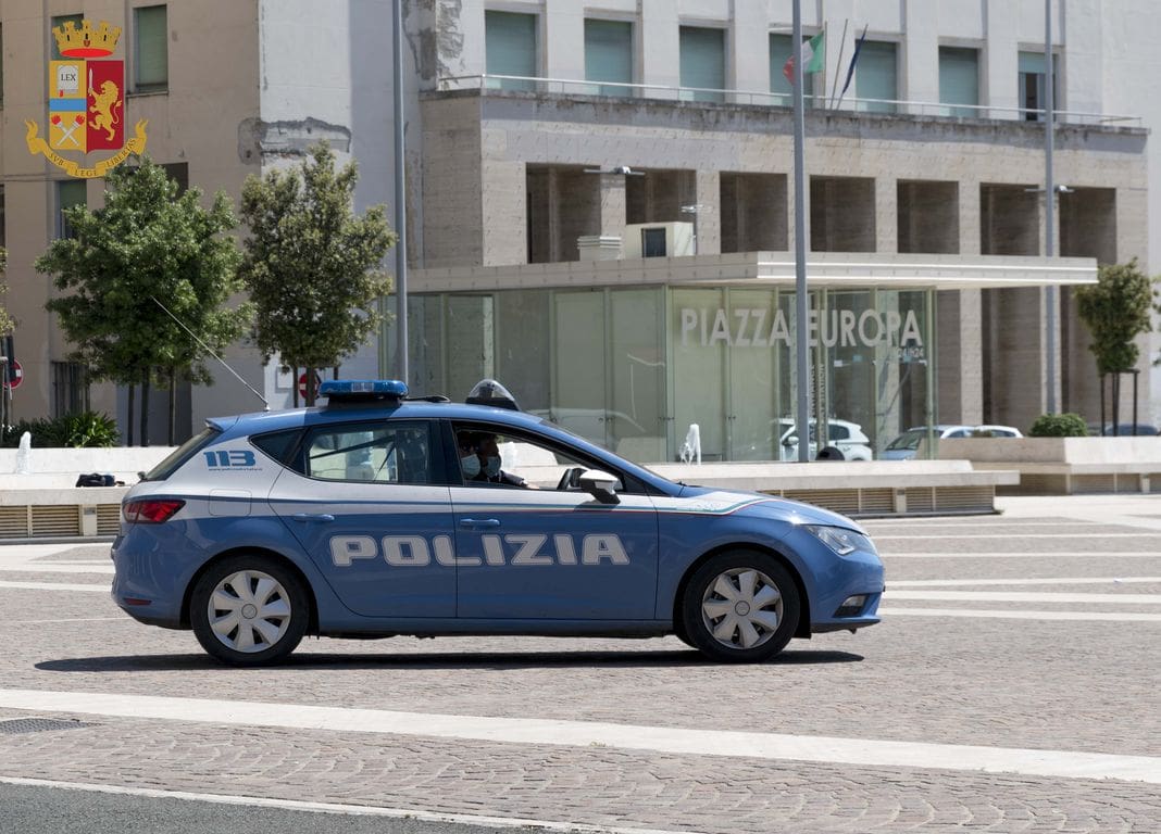 polizia La Spezia piazza Europa