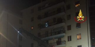 Molassana, furgoncino precipita in un giardino: recuperato dai Vigili del Fuoco