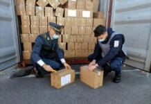 La Spezia, sequestrati in porto 12.550 ricambi per moto contraffatti in Cina