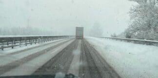 Neve in autostrada, disagi sulla A26 tra Masone e Ovada – FOTO