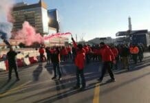 Sciopero dei lavoratori portuali contro i traffici di armi via nave