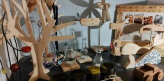 Genova, regali green al Temporary shop del Riciclo di vico Angeli Amiu regali green riuso