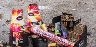 Capodanno a Genova, l’ordinanza del comune su botti e alcol Botti, petardi, fuochi d'artificio Capodanno