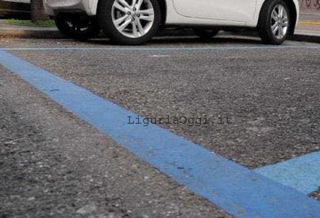 Blu area, parcheggi genova, strisce blu