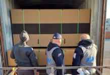 Genova, scoperti al Terminal di Prà macchinari importati potenzialmente pericolosi