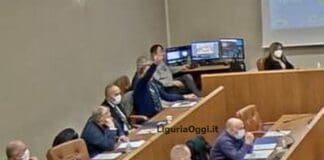 Saluto romano in Comune a Ventimiglia? Decide il Var ventimiglia salut romano comune