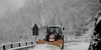 Maltempo in Liguria, chiude in anticipo l’Allerta Gialla per neve neve strada spazzaneve