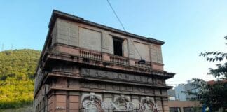 Genova, incendio nell’ex cinema Nazionale di Molassana, soccorso un clochard Cinema Nazionale Molassana