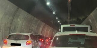 Genova, indagini sul crollo di cavi nella galleria della A12 coda