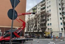 Marassi, proteste per le nuove luci in via Bertuccioni e piazza Guicciardini marassi via Bertuccioni