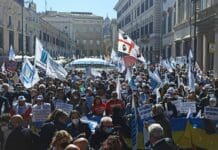 Balneari, 400 a Roma dalla Liguria per dire no alla rottamazione delle concessioni manifestazione balneari Roma