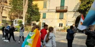 Lagaccio, gli studenti della Duca degli Abruzzi colorano la ex Gavoglio per la Pace ex Gavoglio scuola duca Abruzzi pace