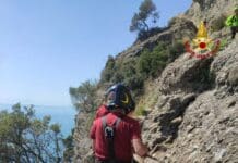 Camogli, Vigili del Fuoco soccorrono escursionista in difficoltà