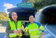 Oca bloccata sull’autostrada A10, salvata dai volontari