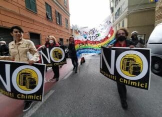 depositi chimici protesta Genova Sampierdarena