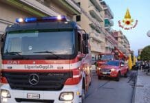 Chiavari, in fiamme canna fumaria di una pizzeria sul lungomare incendio lungomare chiavari