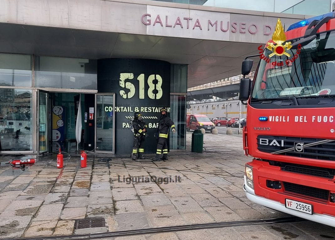 incendio Bar Galata Museo del Mare