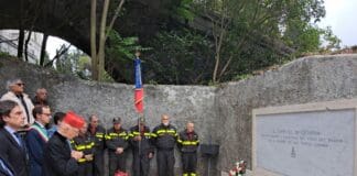 Genova, restaurato il monumento funebre dei Vigili del Fuoco morti sul lavoro