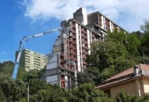 Genova, casa popolare pronta alla consegna depredata di porte, finestre e calderina Diga Begato Genova