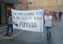 Genova, Funivia per i Forti, Comitati: valutare tutte le alternative funivia Lagaccio, manifestazione, corteo