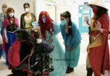 Sanità, in Liguria protocollo per operatori tecniche ludiche nei reparti pediatrici Principesse in corsia al Gaslini