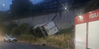 Genova, riaperta via Lungotorrente Secca chiusa ieri sera per un grave incidente Bolzaneto incidente lungotorrente secca