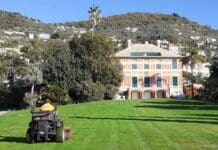 Fotografa le parti intime delle ragazze ai parchi di Nervi, denunciato 56enne Parchi di Nervi prato nuovo