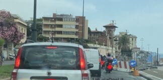 Genova, nuova chiusura di corso Italia per i lavori per le piste ciclabili corso Italia chiusa, lavori piste ciclabili