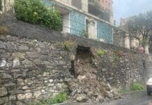 Maltempo a Genova, crolla muraglione in via Posalunga a Borgoratti Nervi crolla muro via Posalunga