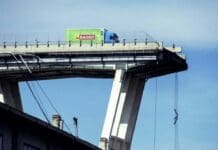 Ponte Morandi furgone