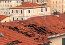Chiavari, maltempo scoperchia due palazzine tetto scoperchiato Chiavari