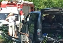 Mele, perde il controllo dell’auto e finisce in un dirupo, strada bloccata incidente passo Turchino