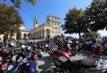 Genova, benedizione dei caschi alla Madonna della Guardia domenica 11 settembre benedizione dei caschi Madonna della Guardia Genova