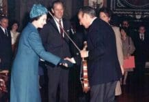 La storia della visita della Regina Elisabetta a Genova Regina Elisabetta visita Genova Palazzo Tursi