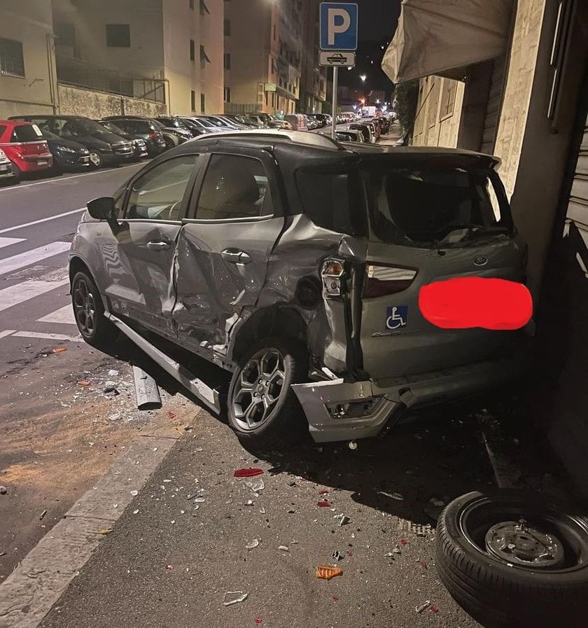incidente Marassi piazza Guicciardini, via Ricca
