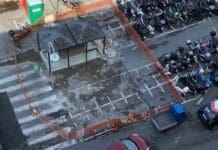 Genova, Vespasiano di via Turati, lavori fermi e proteste dei residenti Vespasiano via Turati cantiere
