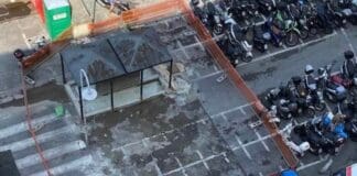 Genova, Vespasiano di via Turati, lavori fermi e proteste dei residenti Vespasiano via Turati cantiere